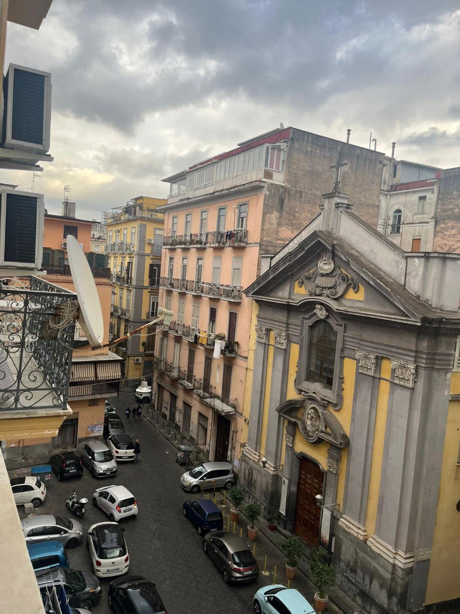 La Canzonetta Affittacamere Neapel Exteriör bild